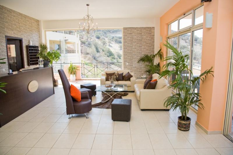Ξενοδοχείο Paralos The Maxine Adults Only 3*
